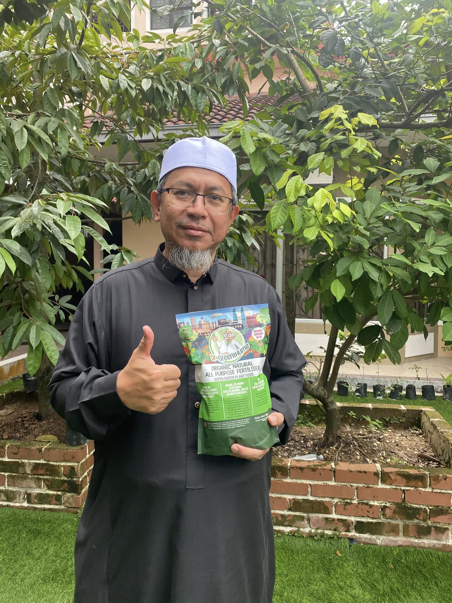 Join The Club - Dr Greenthumb - Green the Good Earth